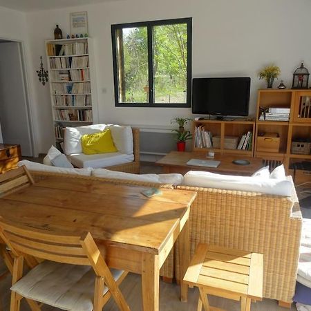 Beau 2 Pieces Avec Jardin Dans Villa A Mougins. Exterior foto